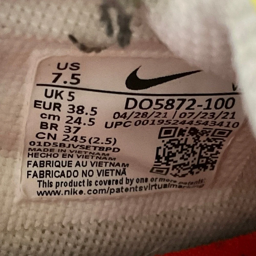 Nike Air Force 1 Shadow Go The Extra Smile White Yellow DO5872-100 Womens 7.5